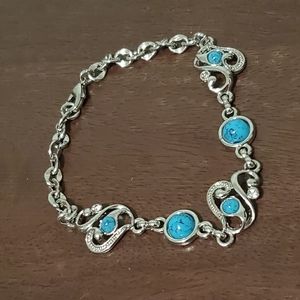 Silver bracelet with turquoise stone
